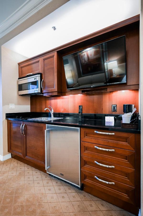 Penthouse Suite With Strip View At The Signature At Mgm Grand 라스베이거스 외부 사진
