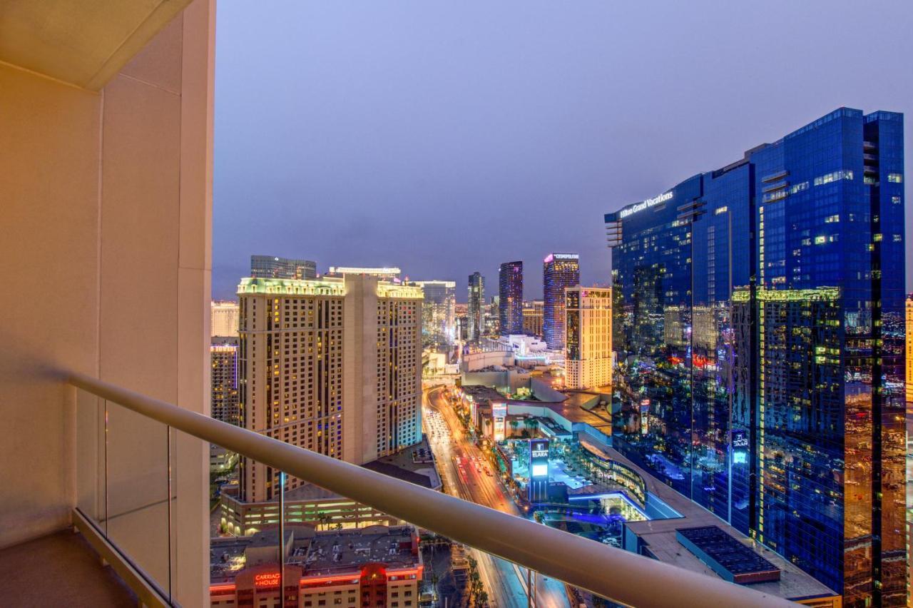 Penthouse Suite With Strip View At The Signature At Mgm Grand 라스베이거스 외부 사진